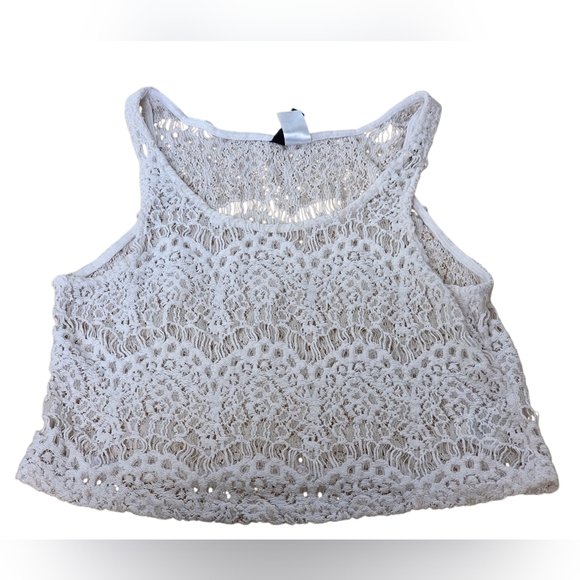 Divided Tops - Divided White Crochet Crop Top Size 2